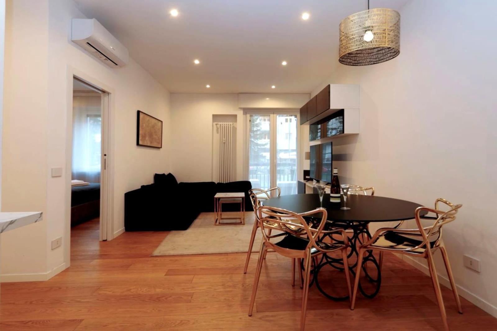 מילאנו Cozy Apartment Between Sempione, City Life And Mico ! מראה חיצוני תמונה